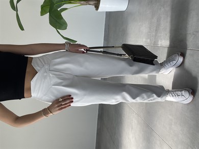 Düğme Detaylı Yüksek Bel Ekru Deri Pantolon