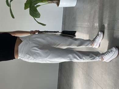 Düğme Detaylı Yüksek Bel Ekru Deri Pantolon