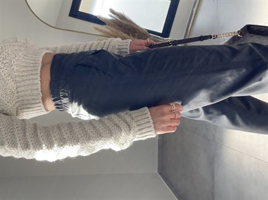 Düğme Detaylı Yüksek Bel Siyah Deri Pantolon