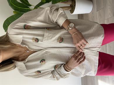 Düşük Omuzlu İşlemeli Gömlek