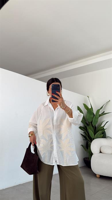 Ekru Bej Nakış İşlemeli Gömlek