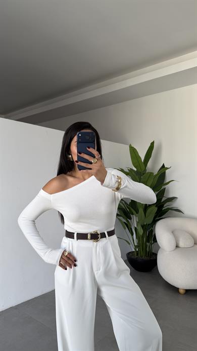 Ekru Buzy Kayık Yaka Tek Omuz Uzun Kol Bady