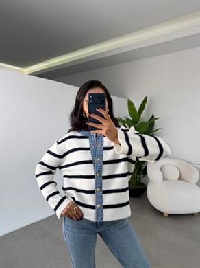 Ekru Çizgili Kotlu Triko Hırka