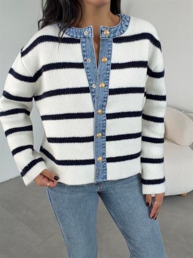 Ekru Çizgili Kotlu Triko Hırka