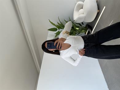 Ekru Derin V Yaka Bluz