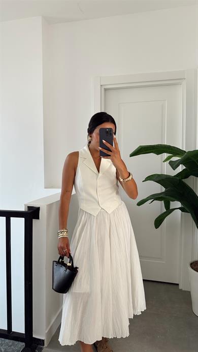 Ekru Düğmeli Dokuma Yelek