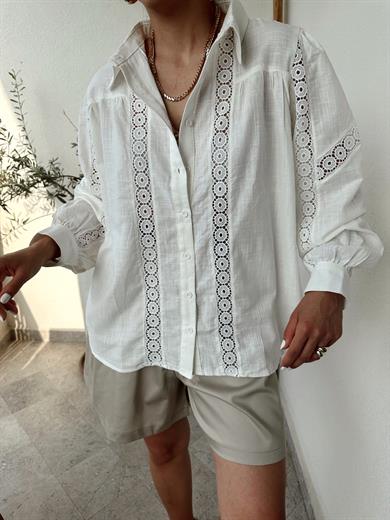 Ekru Fisto Detaylı Gömlek