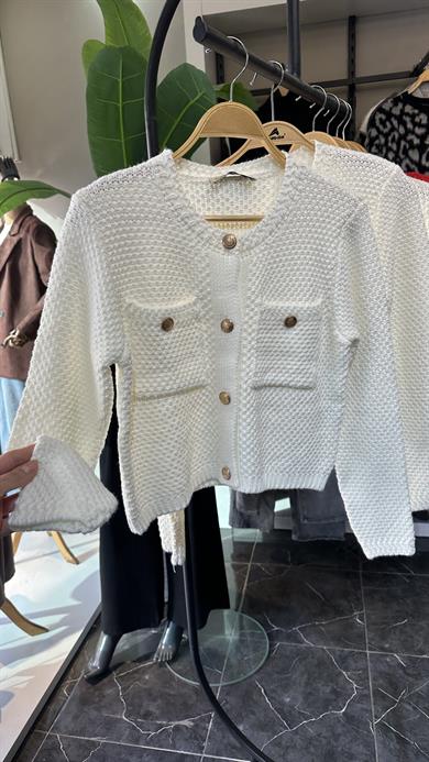 Ekru Gold Düğme Cepli Hırka