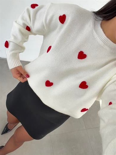 Ekru Kalp Nakışlı Triko Kazak