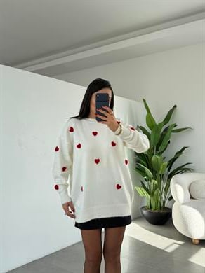 Ekru Kalp Nakışlı Triko Kazak