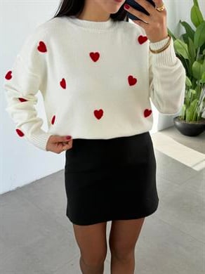 Ekru Kalp Nakışlı Triko Kazak