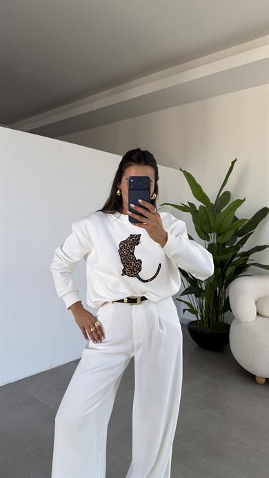 Ekru Leopar Desenli Sweatshirt