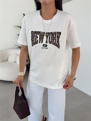 Ekru Leopar Yazılı Tshirt