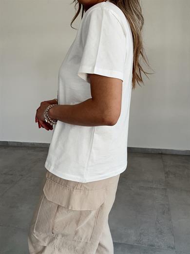 Ekru Nakışlı Kısa Kollu Tişört