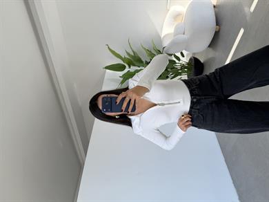 Ekru Önü Fermuarlı Yakalı Bluz