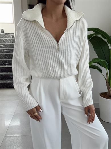 Ekru Polo Yaka Fermuarlı Triko Kazak