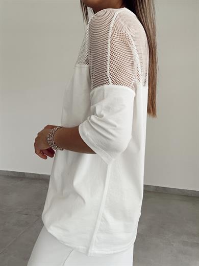 Ekru V Yaka File Detaylı Tişört