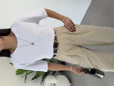 Ekru Vatkalı Basic Yaka Tshirt