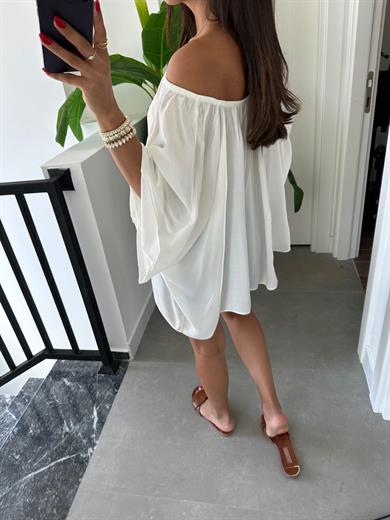 Ekru Yakası Lastikli Bluz