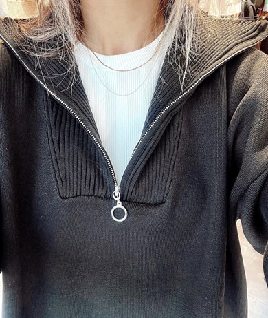 Fermuarlı Yırtmaçlı Siyah Triko