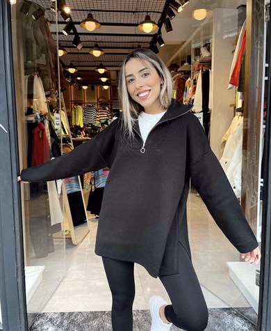 Fermuarlı Yırtmaçlı Siyah Triko