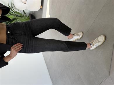 Füme Boyfit Kesik Paça Jean