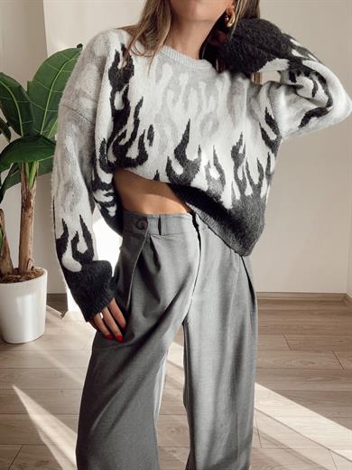Gri Desenli Triko Kazak