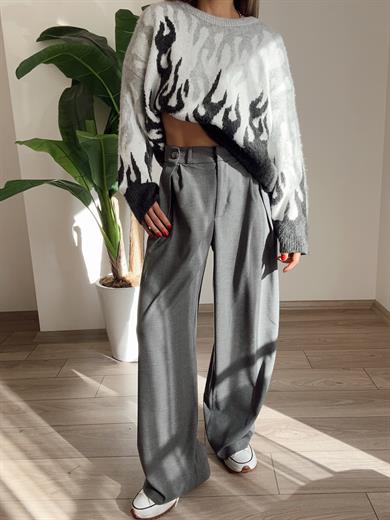 Gri Desenli Triko Kazak