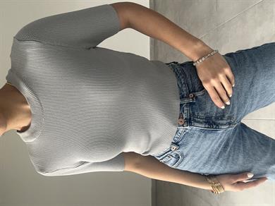 Gri Kısa Kol Triko Badi