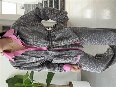 Gri Leopar Desen Gabardin Kuşaklı Ceket