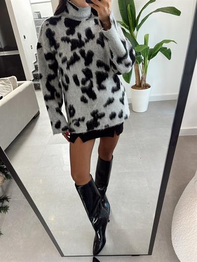 Gri Leopar Desenli Dik Yaka Kazak