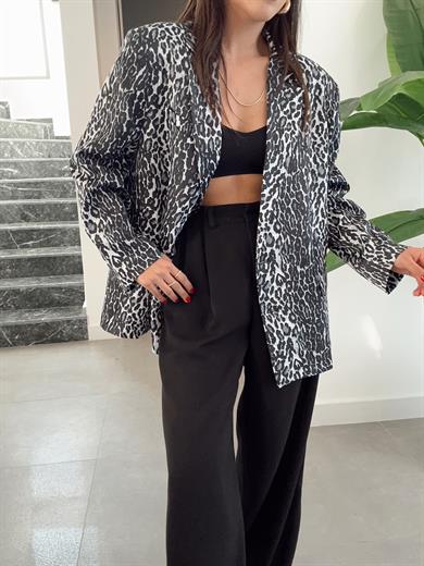 Gri Leopar Desenli Saten Blazer