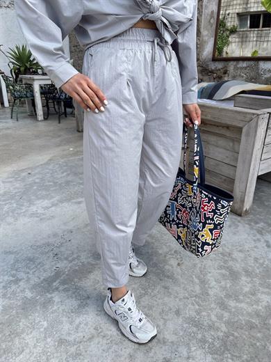 Gri Paçası Pileli Beli Lastikli Pantolon