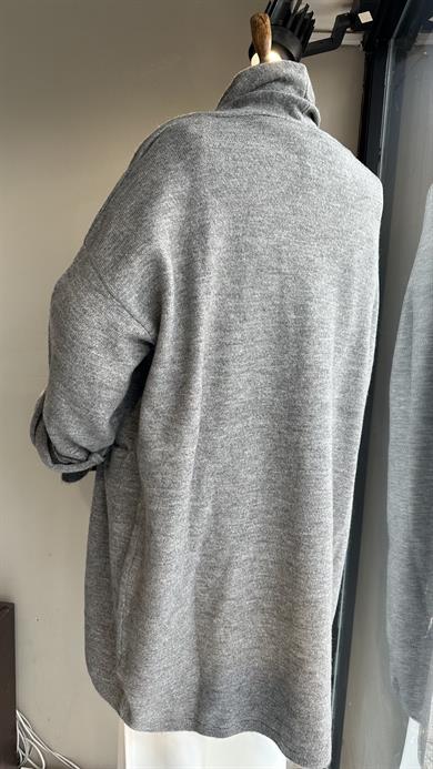 Gri Şal Yaka Cepli Hırka