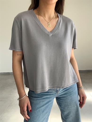 Gri V Yaka Kısa Kol Triko