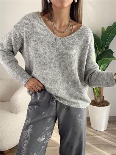 Gri V Yaka Uzun Kollu Kazak