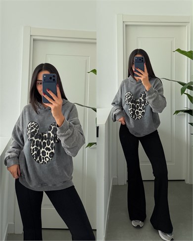 Gri Yıkamalı Kumaş Baskılı Sweatshirt
