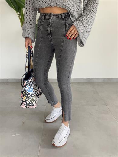 Gri Yırtmaçlı Kot Pantolon