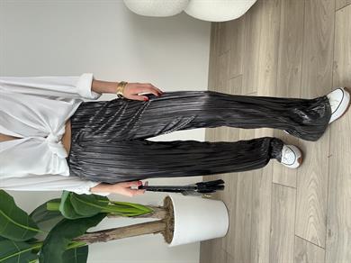 Gümüş Detaylı Parlak Pantolon