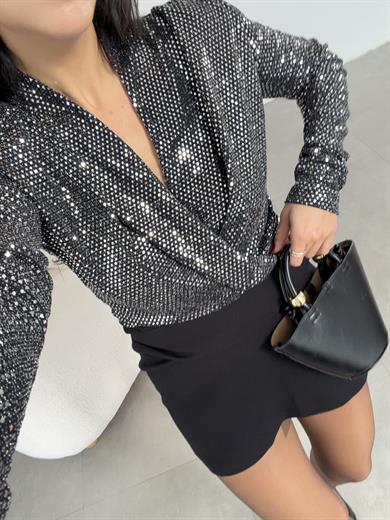Gümüş Pullu Kruvaze Çıtçıtlı Body