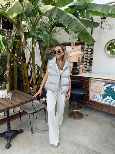 Gümüş Yan Cep Detaylı Parlak Yelek