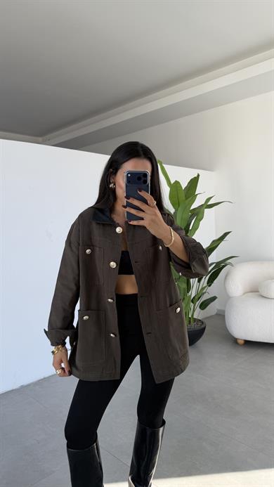 Haki Düğmeleri Gold Detaylı Mont