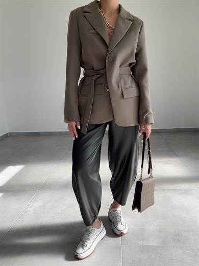 Haki Kemer Detaylı Blazer Ceket