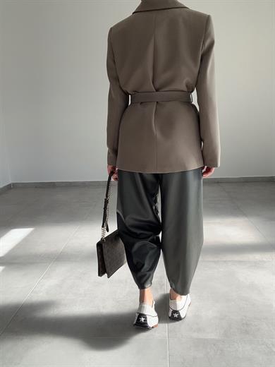 Haki Kemer Detaylı Blazer Ceket