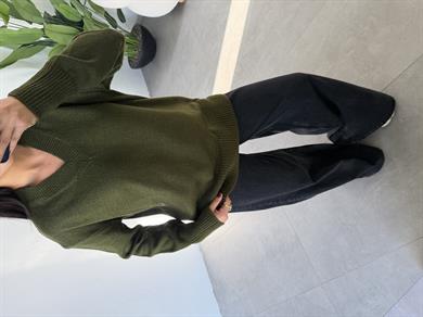 Marla Haki V Yaka Oversize Triko Kazak