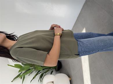 Haki Yanları Yırtmaçlı Tişört