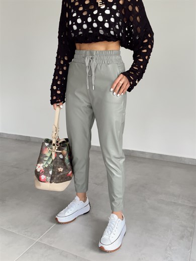 İçi Şardonlu Küf Yeşili Deri Pantolon