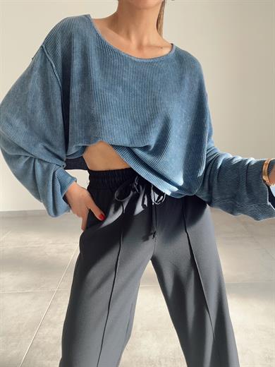 İndigo Soluk Efektli Triko Kazak