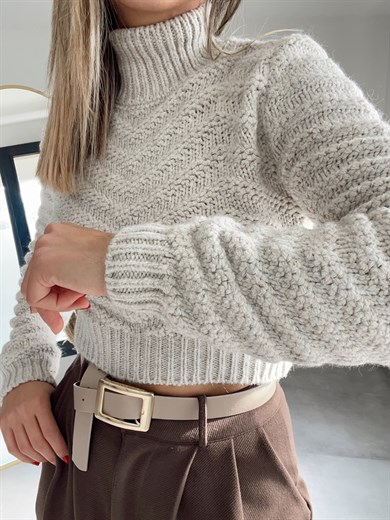 Kabartma Desenli Taş Kazak