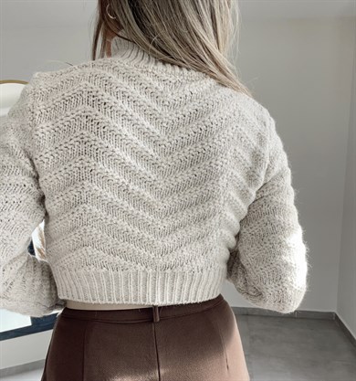 Kabartma Desenli Taş Kazak